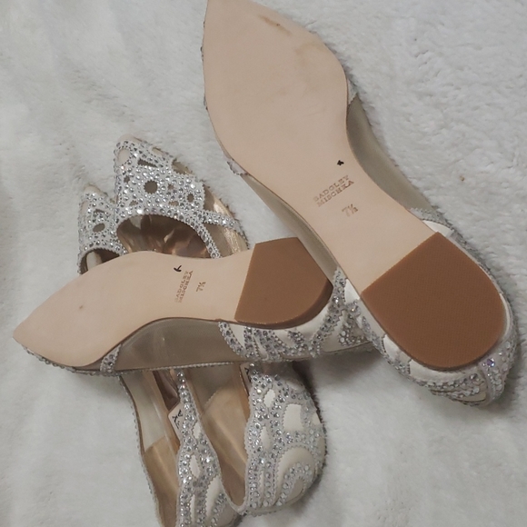 Bhldn ×Gigi Rhinestone-Embellished Pointed-Toe Flats - Picture 13 of 15